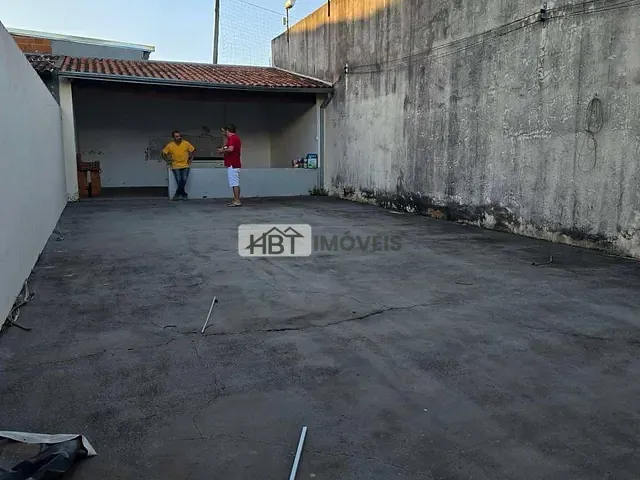 Casa 2 quartos e 1 banheiro, à venda, no bairro Jardim Terra Branca em Bauru