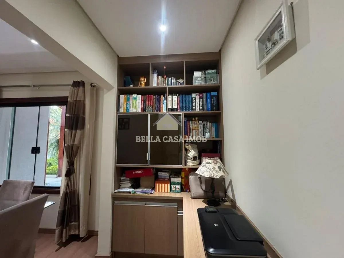 Casa à venda com 2 quartos, 130m² - Foto 8
