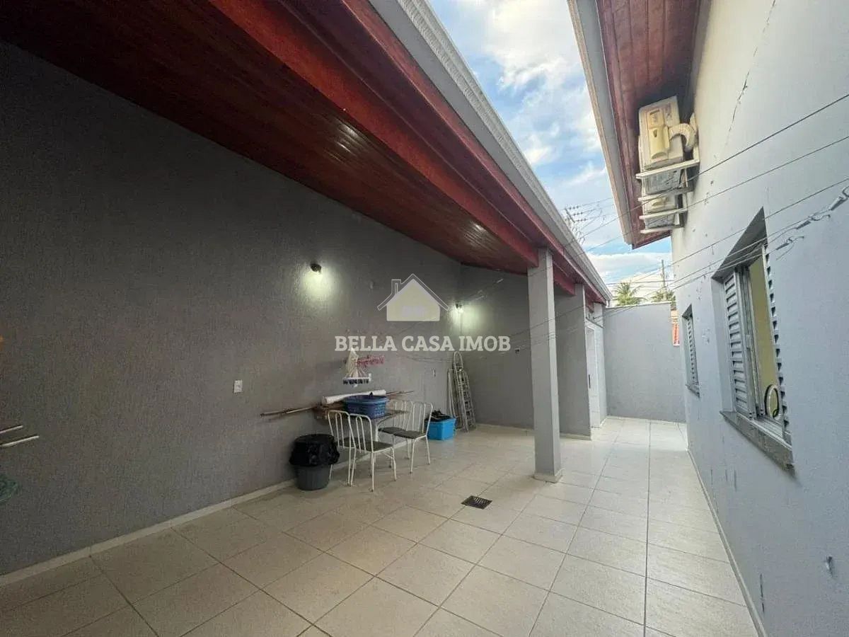 Casa à venda com 2 quartos, 130m² - Foto 25