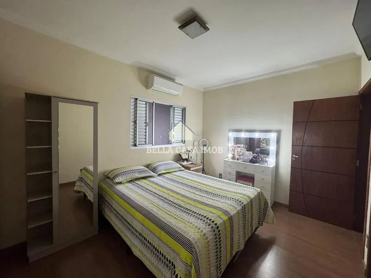 Casa à venda com 2 quartos, 130m² - Foto 19