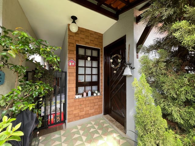 Casa 3 quartos e 3 banheiros, à venda, no bairro Mogi Moderno em Mogi das Cruzes