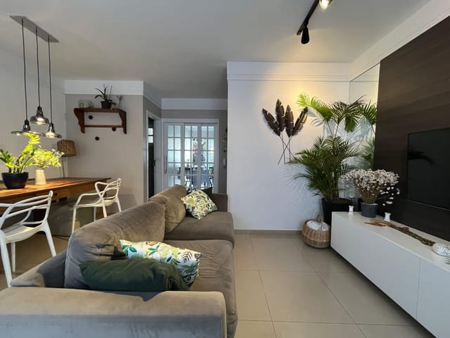 Casa 3 quartos e 3 banheiros, à venda, no bairro Mogi Moderno em Mogi das Cruzes