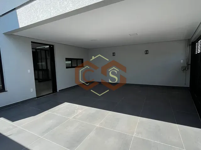 Casa 3 quartos e 2 banheiros, à venda, no bairro Jardim Bom Sucesso em Indaiatuba