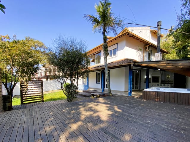 Foto do Casa - Casa incrível no Sul da Ilha, spa, móveis planejados Florence, vista mar, 3 andares e a poucos passos da praia do Morro das Pedras, Florianópolis, SC | Costão Sul Imóveis