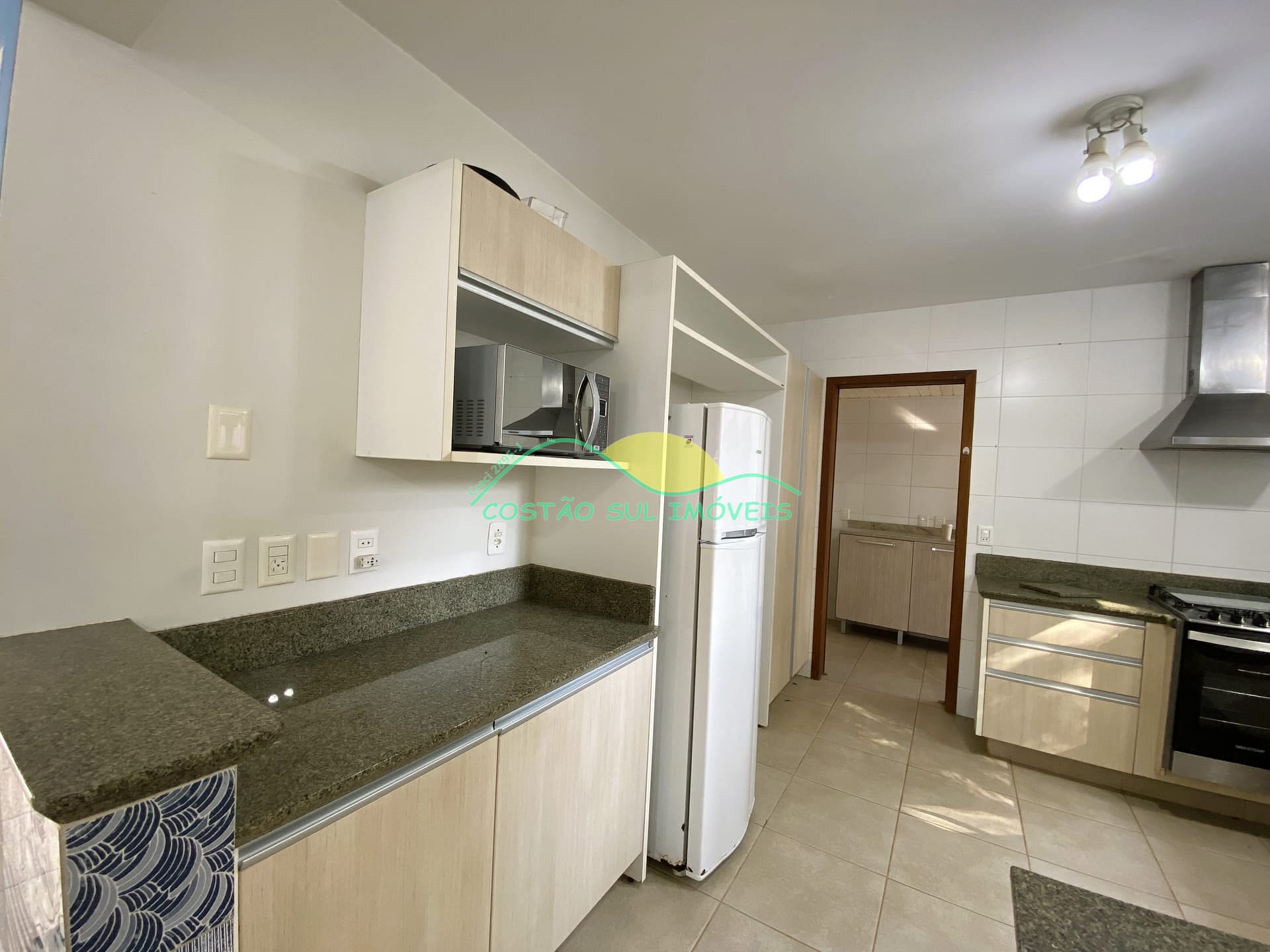 Casa à venda com 4 quartos, 250m² - Foto 69