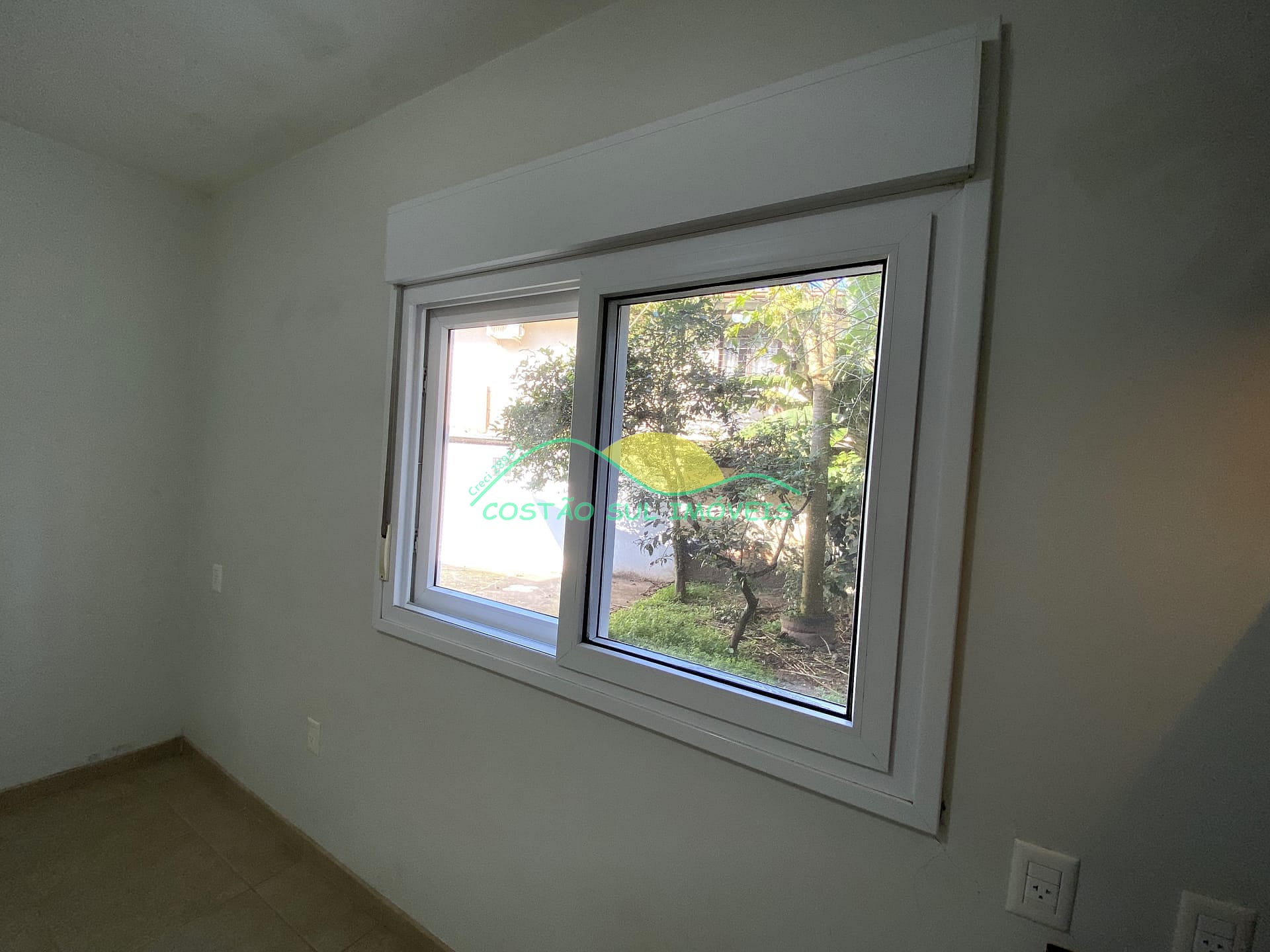 Casa à venda com 4 quartos, 250m² - Foto 56
