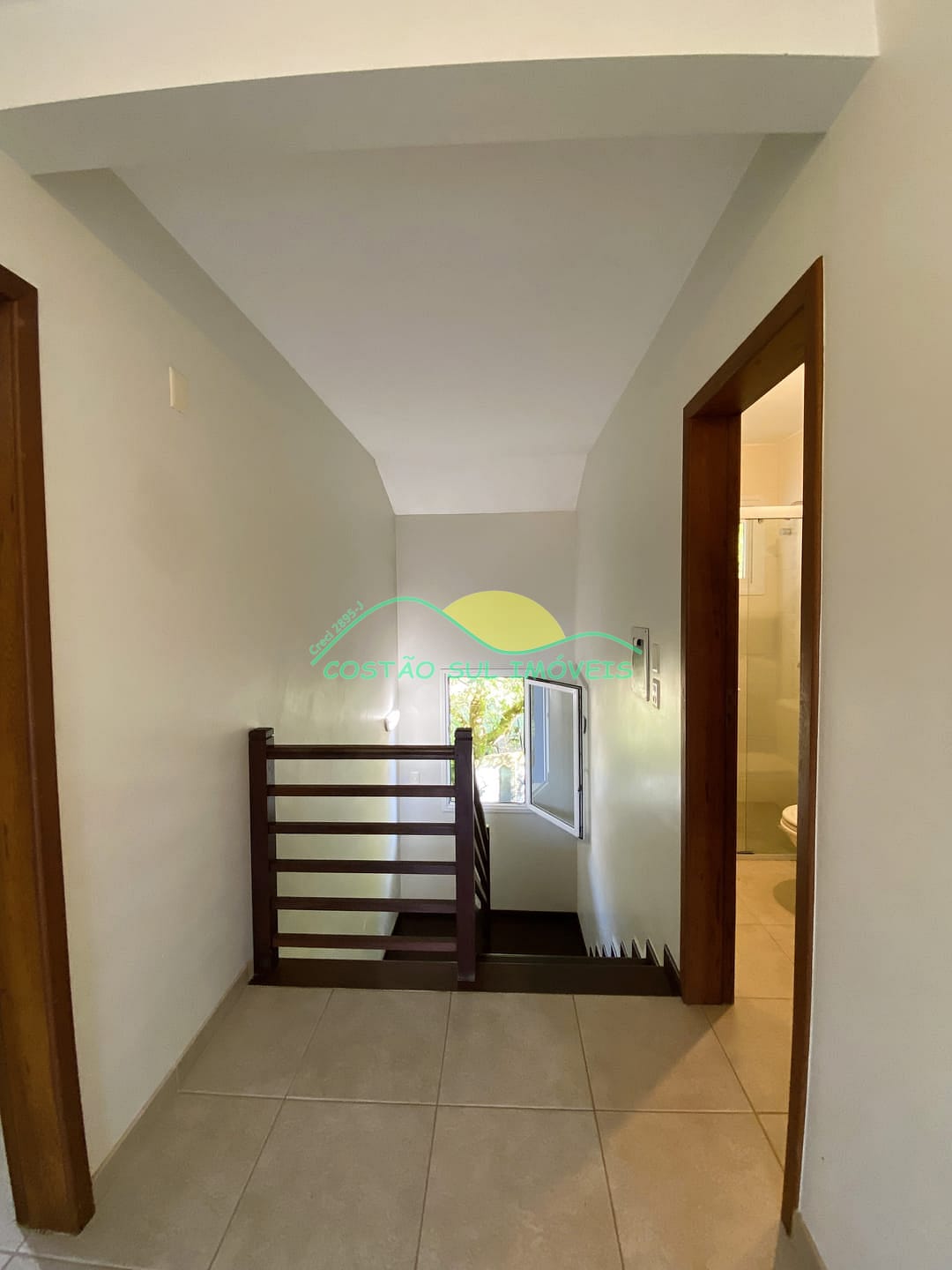 Casa à venda com 4 quartos, 250m² - Foto 50