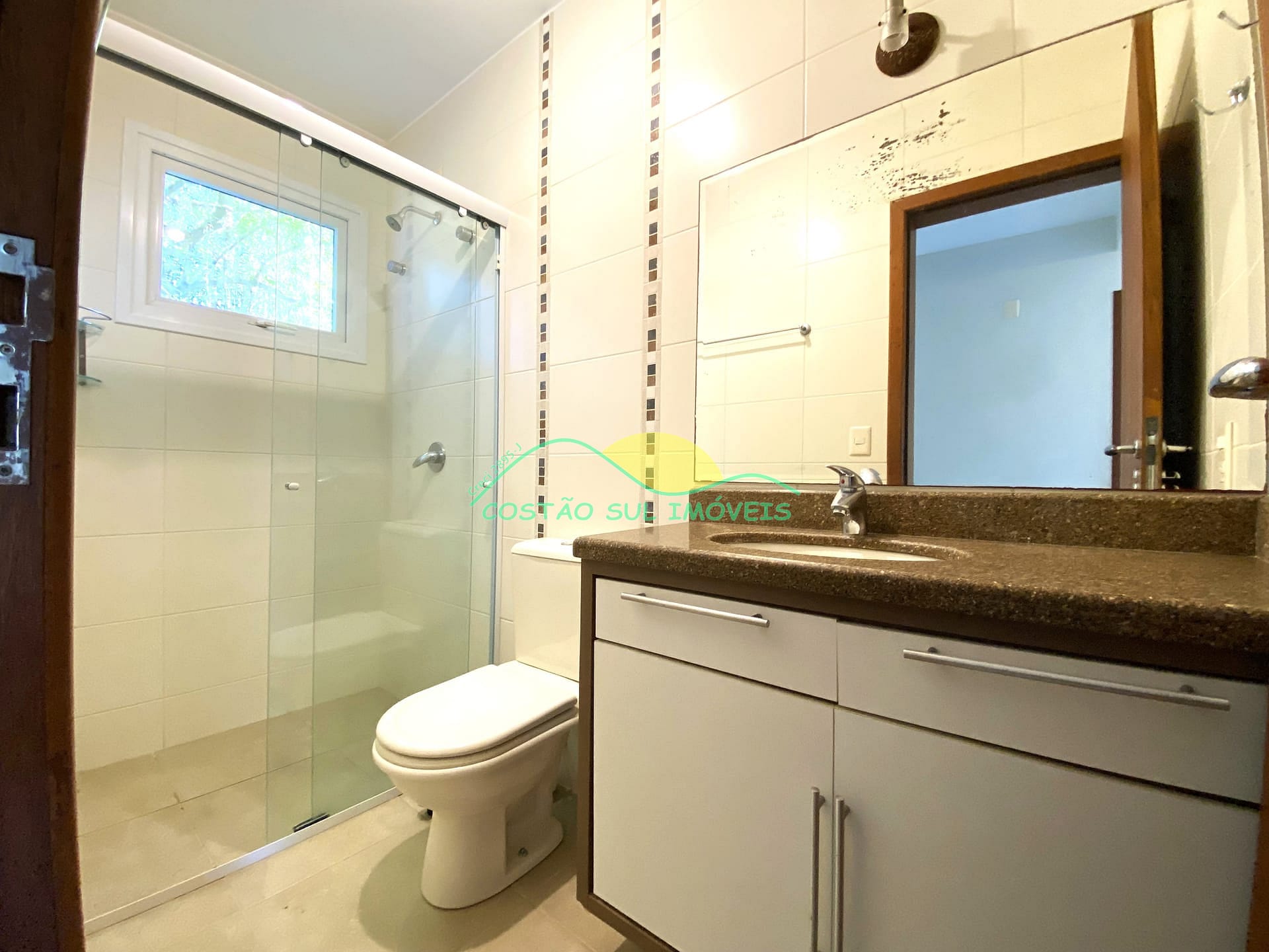 Casa à venda com 4 quartos, 250m² - Foto 43