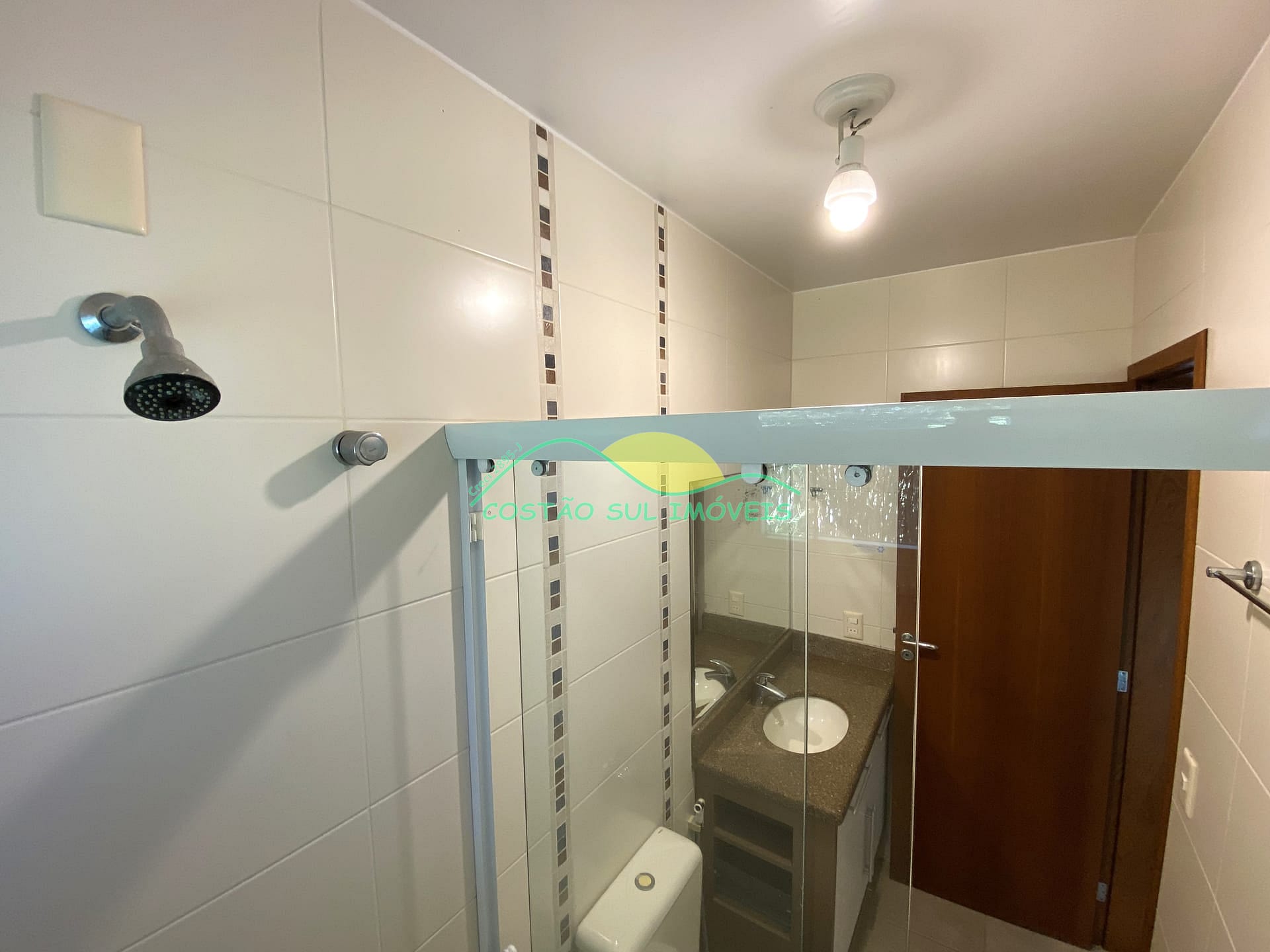 Casa à venda com 4 quartos, 250m² - Foto 46
