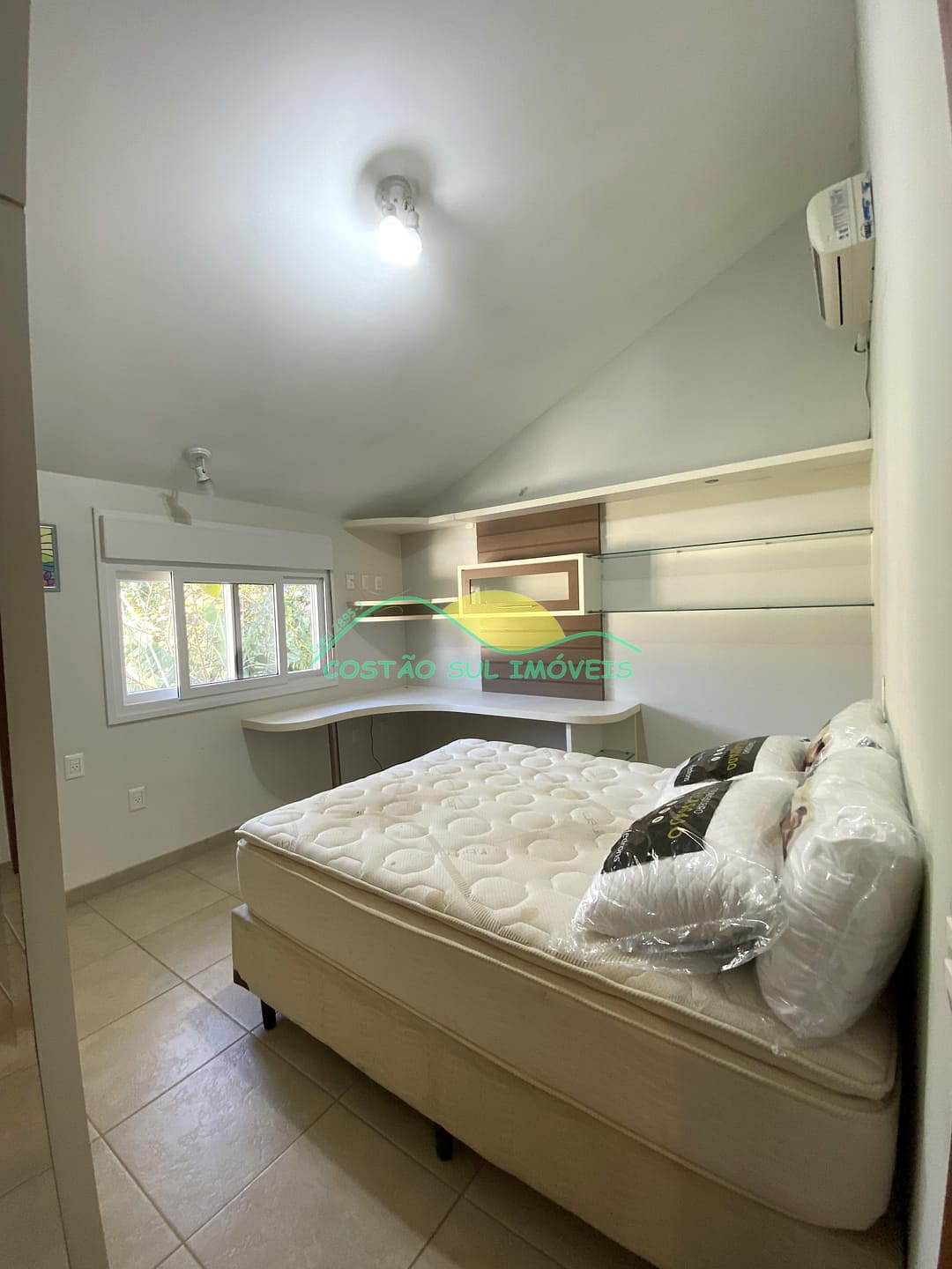 Casa à venda com 4 quartos, 250m² - Foto 48