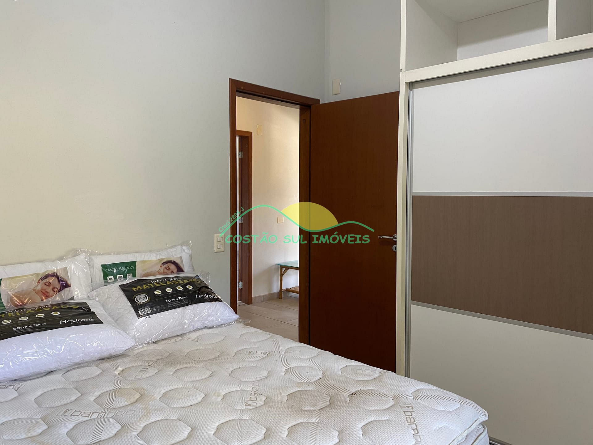 Casa à venda com 4 quartos, 250m² - Foto 35