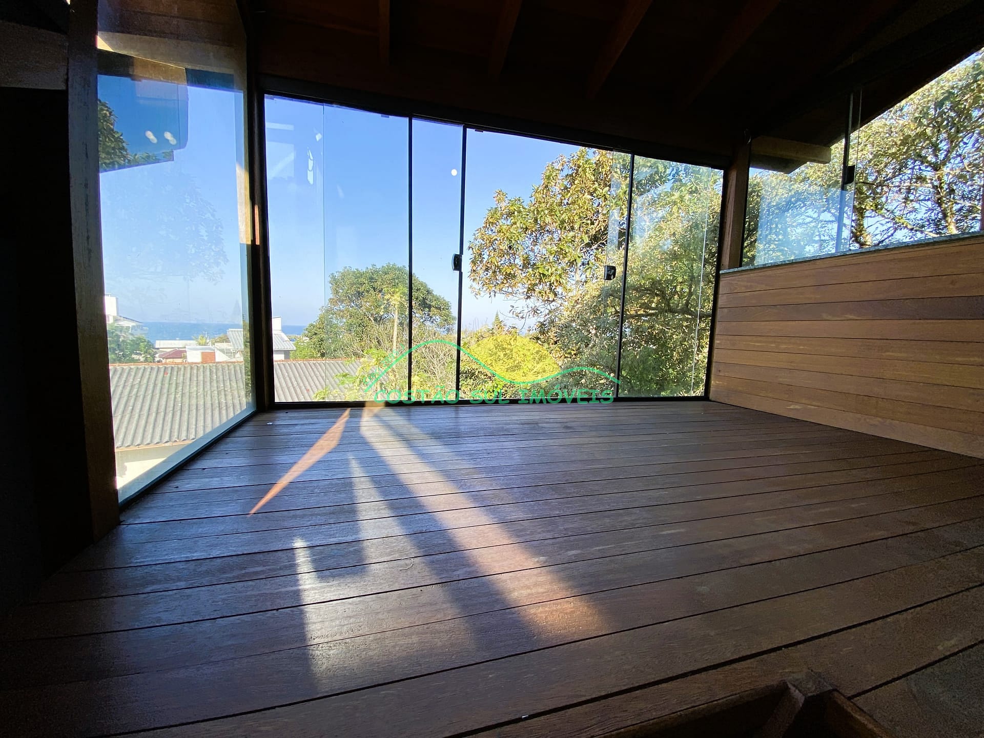 Casa à venda com 4 quartos, 250m² - Foto 22