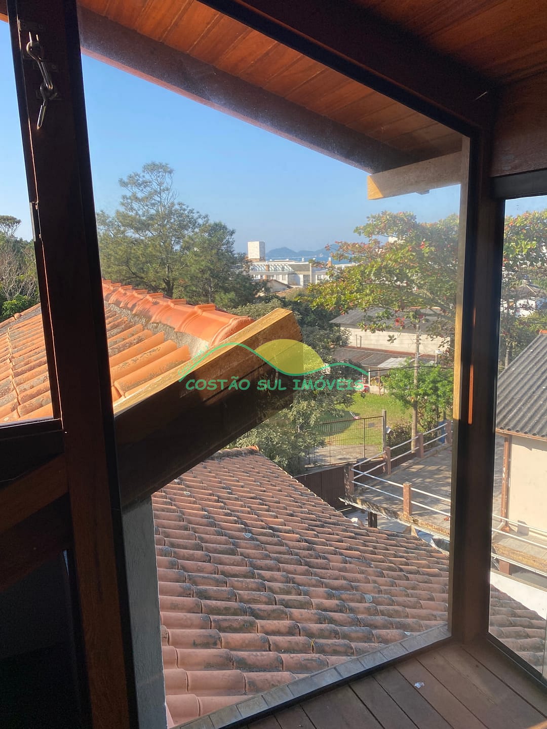 Casa à venda com 4 quartos, 250m² - Foto 14