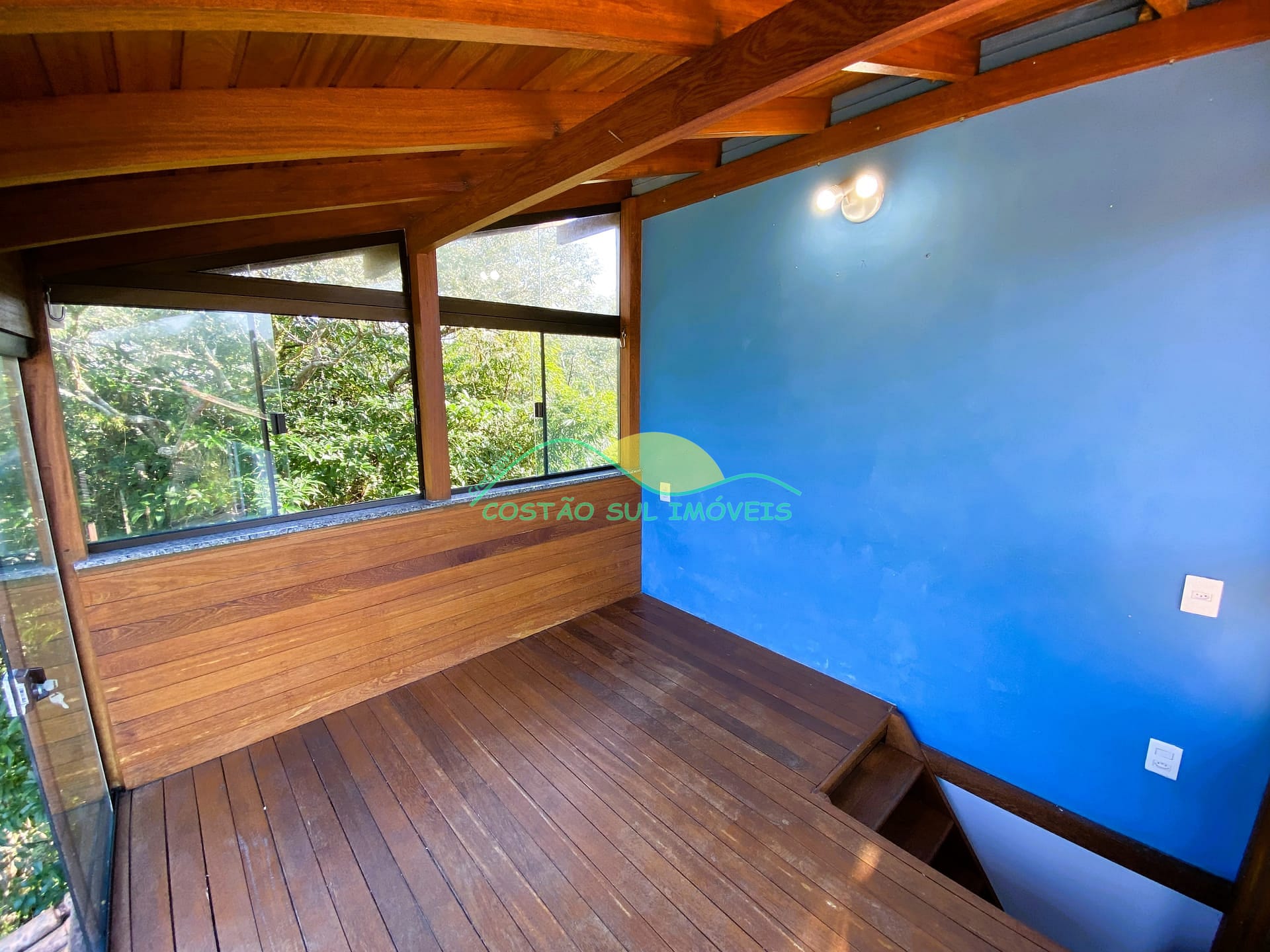 Casa à venda com 4 quartos, 250m² - Foto 10