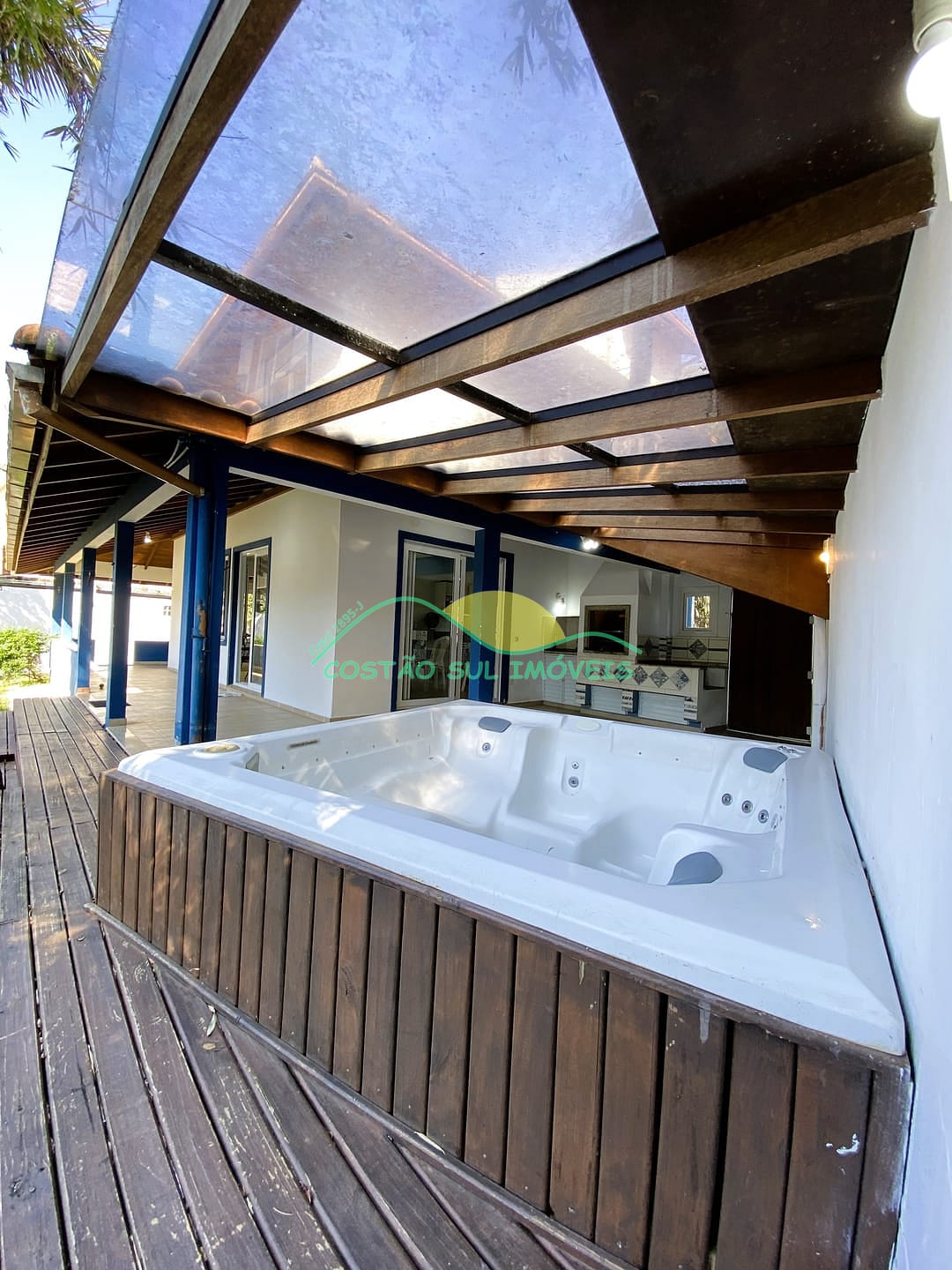 Casa à venda com 4 quartos, 250m² - Foto 8