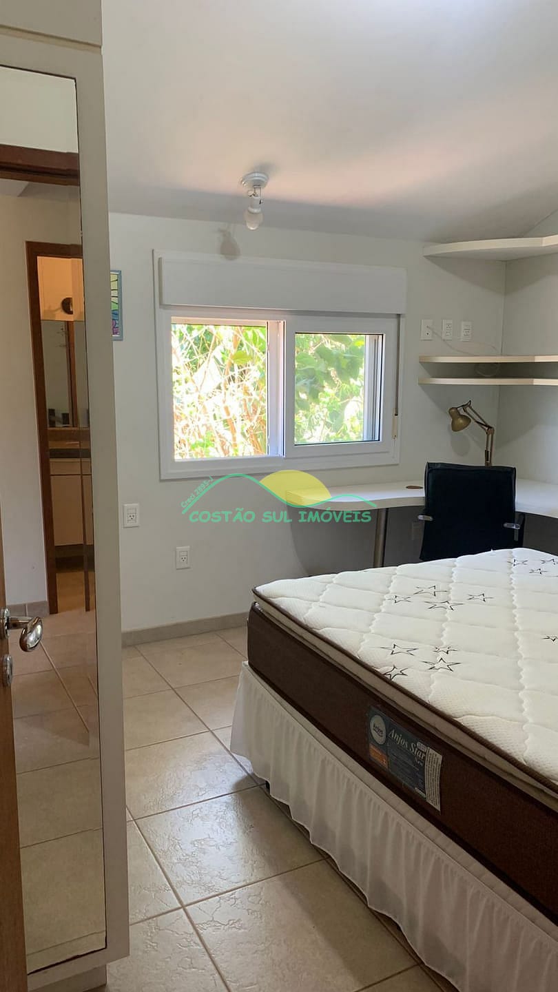 Casa, 4 quartos, 250 m² - Foto 44