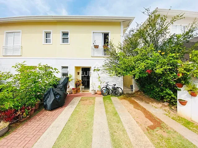 Casa com 120m² 3 quartos e 2 banheiros, à venda, no bairro Chácara Quiriri em Carapicuíba