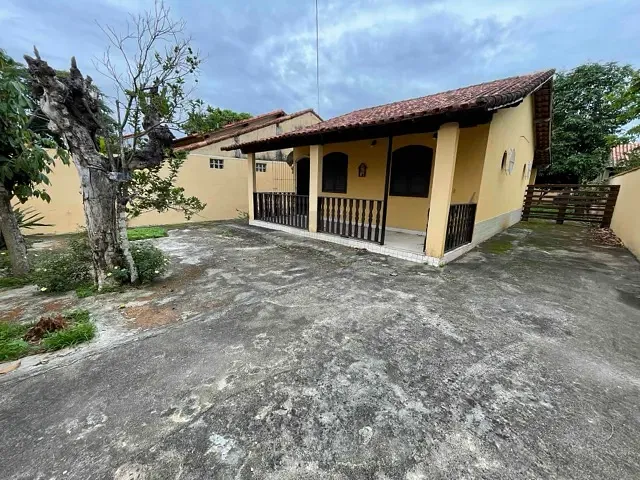 Casa com 480m² 2 quartos e 1 banheiro, à venda, no bairro Jardim Atlântico Central (Itaipuaçu) em Maricá