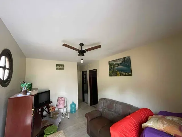 Casa com 480m² 2 quartos e 1 banheiro, à venda, no bairro Jardim Atlântico Central (Itaipuaçu) em Maricá