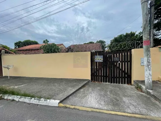 Casa com 480m² 2 quartos e 1 banheiro, à venda, no bairro Jardim Atlântico Central (Itaipuaçu) em Maricá