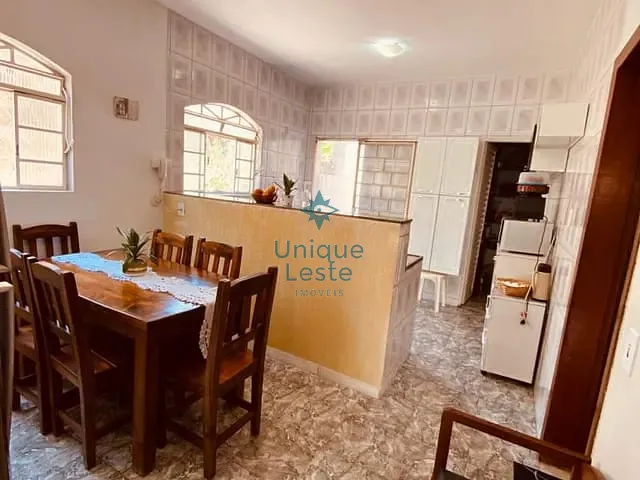 Casa 4 quartos e 5 banheiros, à venda, no bairro VITORIA em Belo Horizonte