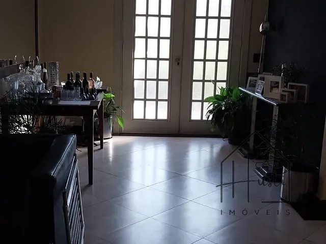 Casa com 600m² 3 quartos e 2 banheiros, à venda, no bairro Jardim do Golf I em Jandira