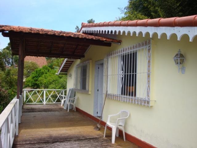 Casa à venda, no bairro Itaipava em Petrópolis