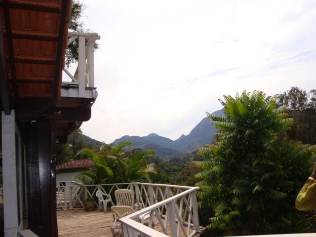 Casa à venda, no bairro Itaipava em Petrópolis