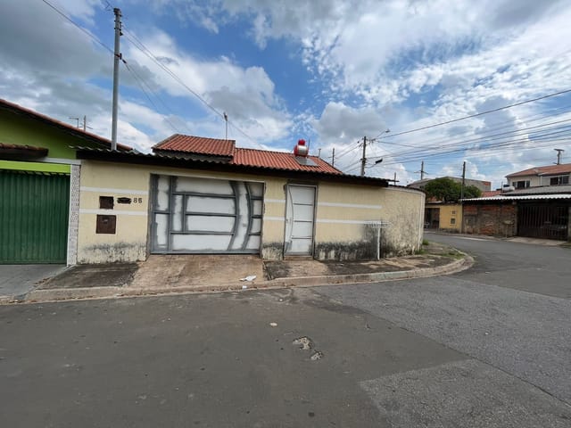 Casa com 180m² 3 quartos e 1 banheiro, à venda, no bairro Conjunto Habitacional Parque da Floresta em Campinas