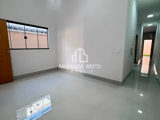 Casa 3 quartos e 2 banheiros, à venda, no bairro Setor Serra Dourada - 2ª Etapa em Aparecida de Goiânia