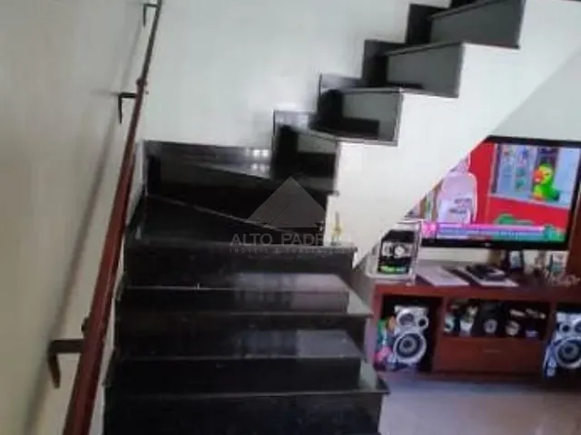 Casa com 179m² 3 quartos e 2 banheiros, à venda, no bairro Jardim Zaira em Mauá