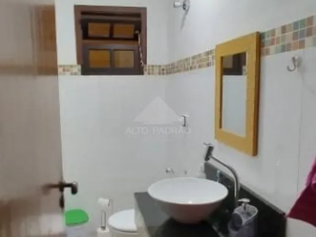 Casa com 179m² 3 quartos e 2 banheiros, à venda, no bairro Jardim Zaira em Mauá