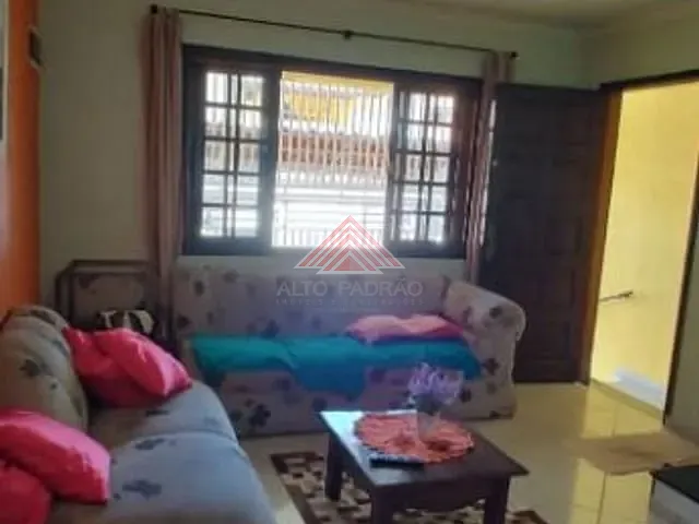Casa com 179m² 3 quartos e 2 banheiros, à venda, no bairro Jardim Zaira em Mauá