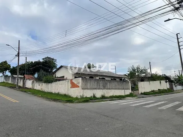 Casa com 121m² 3 quartos e 2 banheiros, à venda, no bairro Canguiri em Colombo