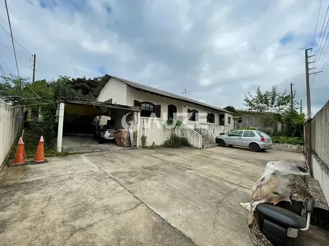 Casa com 121m² 3 quartos e 2 banheiros, à venda, no bairro Canguiri em Colombo