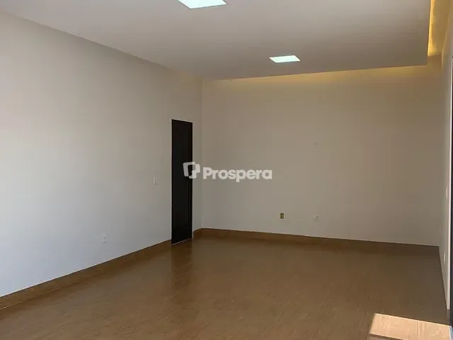 Casa com 192m² 3 quartos e 4 banheiros, à venda, no bairro Cidade Jardim em Anápolis