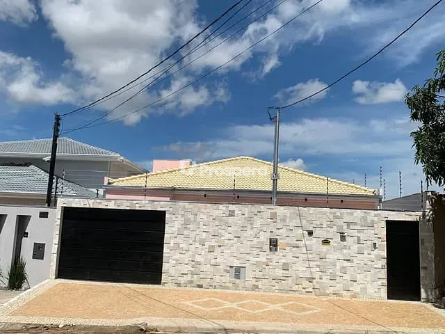 Casa com 192m² 3 quartos e 4 banheiros, à venda, no bairro Cidade Jardim em Anápolis
