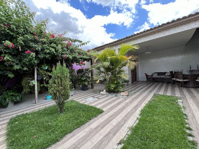 Casa com 300m² 3 quartos e 1 banheiro, à venda, no bairro Baixa Grande em Arapiraca
