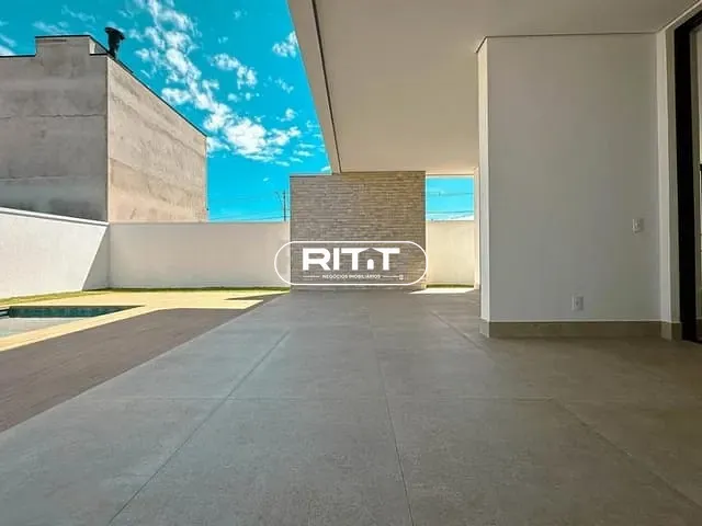 Casa com 330m² 5 quartos e 1 banheiro, à venda, no bairro Parque Brasil 500 em Paulínia