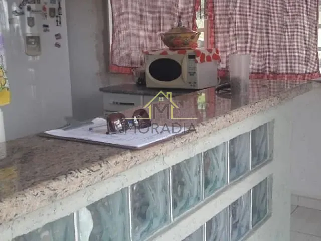 Casa com 1600m² 3 quartos e 1 banheiro, à venda, no bairro Chacara Bom Jardim em Guaxupé