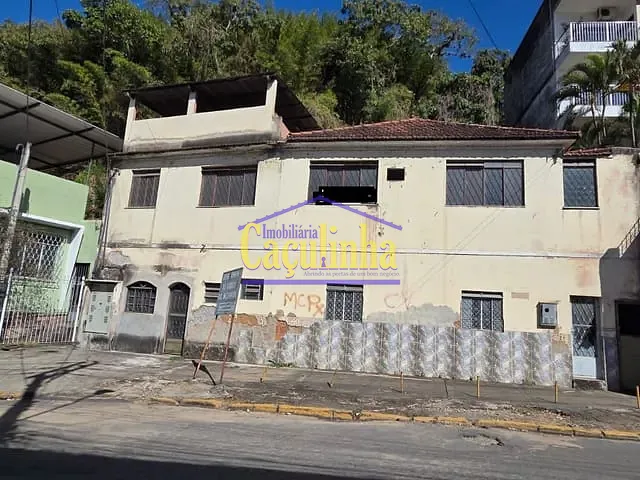 Casa com 90m², à venda, no bairro Nossa Senhora de Santana em Barra do Piraí