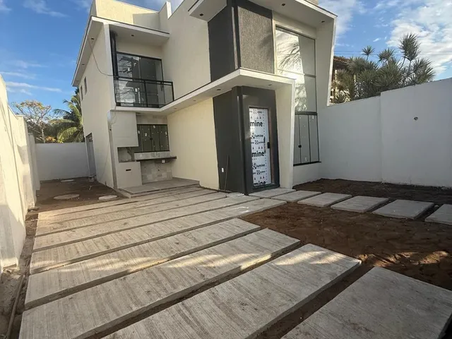 Casa 3 quartos e 3 banheiros, à venda, no bairro Costazul em Rio das Ostras
