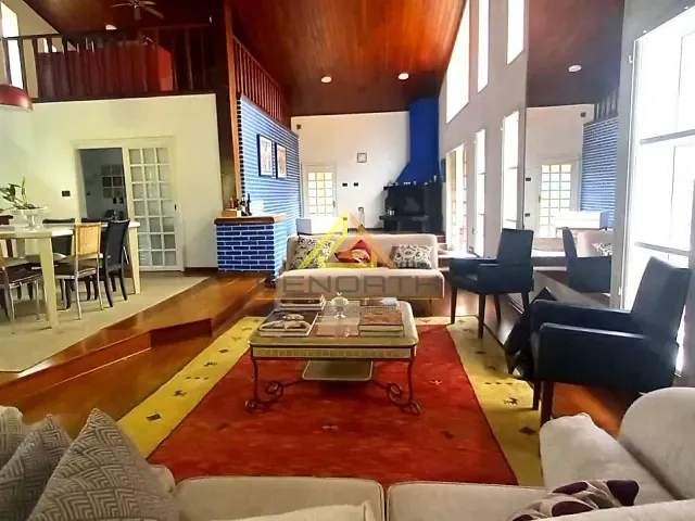 Casa com 418m² 4 quartos e 5 banheiros, à venda, no bairro Jardim Ibiratiba em São Paulo