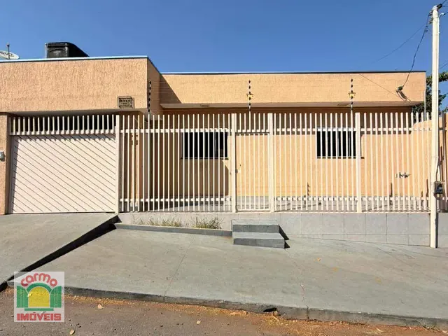 Casa com 177m² 3 quartos e 2 banheiros, para alugar, no bairro Vila Brasil em Anápolis