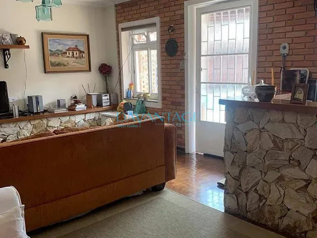 Casa com 710m² 4 quartos e 6 banheiros, à venda, no bairro Alto da Lapa em São Paulo