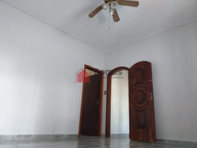 Casa com 295m², à venda, no bairro Vila Rica em Pindamonhangaba