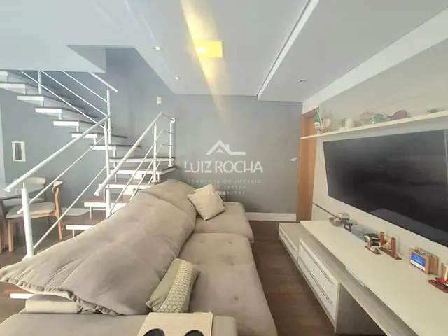 Casa com 120m² 3 quartos e 3 banheiros, à venda, no bairro Chácara Pavoeiro em Cotia