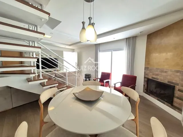 Casa com 120m² 3 quartos e 3 banheiros, à venda, no bairro Chácara Pavoeiro em Cotia