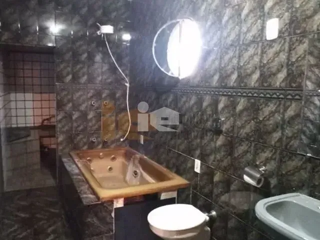 Casa com 288m² 3 quartos e 2 banheiros, à venda, no bairro Sn em Rolândia