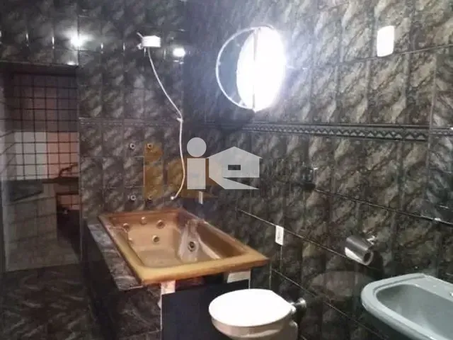 Casa com 288m² 3 quartos e 2 banheiros, à venda, no bairro Sn em Rolândia
